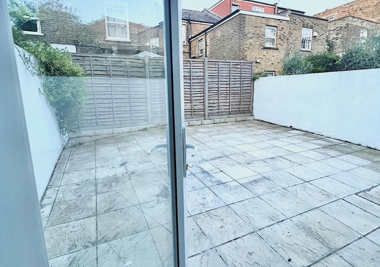 Charming 3-Bed Flat In Shepherds Bush - Sleeps 9 London Bagian luar foto