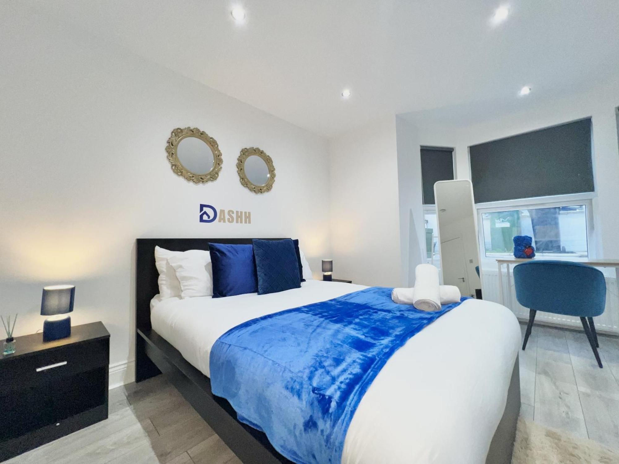 Charming 3-Bed Flat In Shepherds Bush - Sleeps 9 London Bagian luar foto